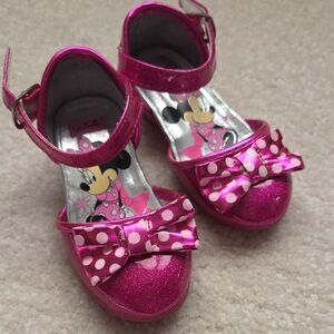 Disney Fuchsia Minnie Mouse Dress Shoes